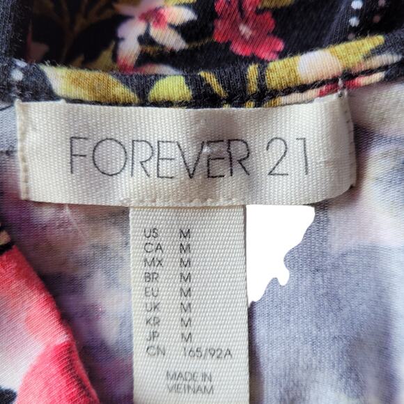 Forever 21 Dark Floral Fit & Flare Dress Sz Medium Roses Cute Skater Romantic - Picture 6 of 7